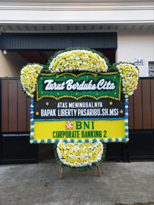 Papan Bunga Duka di Garut