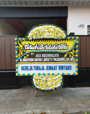 Papan Bunga Duka di Garut