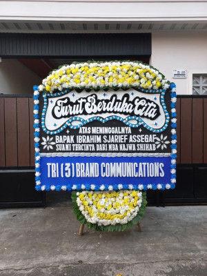 Papan Bunga Duka di Garut